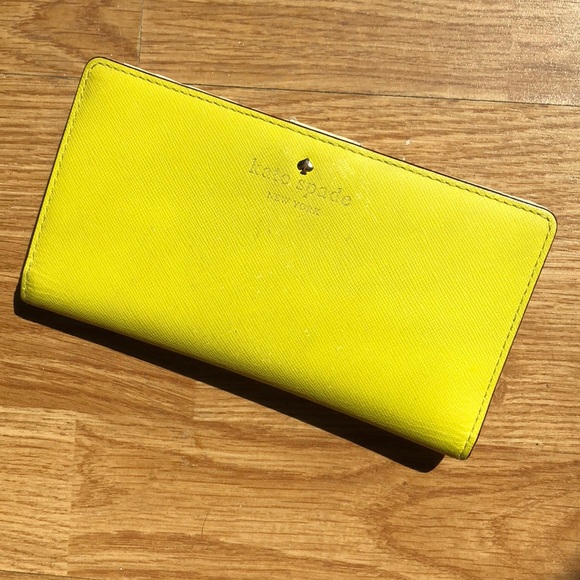 kate spade yellow wallet